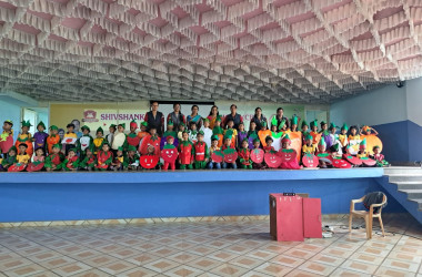 KG Students Veggie Parade